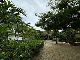 La Diosa Kali Beach Front Hotel