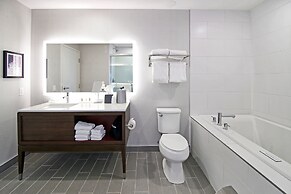 Holiday Inn Hotel & Suites Calgary Airport North by IHG