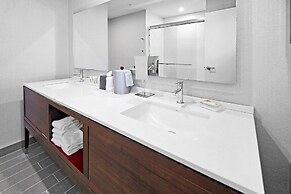 Holiday Inn Hotel & Suites Calgary Airport North by IHG