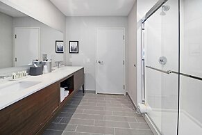 Holiday Inn Hotel & Suites Calgary Airport North by IHG