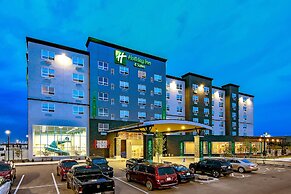 Holiday Inn Hotel & Suites Calgary Airport North by IHG