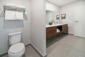 Holiday Inn Hotel & Suites Calgary Airport North by IHG