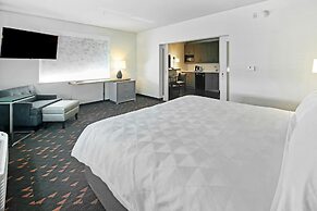Holiday Inn Hotel & Suites Calgary Airport North by IHG