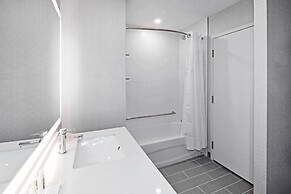 Holiday Inn Hotel & Suites Calgary Airport North by IHG