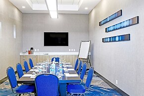 Holiday Inn Hotel & Suites Calgary Airport North by IHG