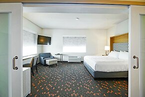 Holiday Inn Hotel & Suites Calgary Airport North by IHG