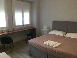 Dimora 16 Rooms & Garden