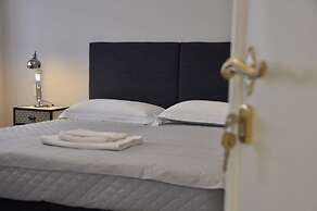 Dimora 16 Rooms & Garden
