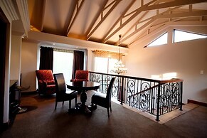 Oxbow Country Estate