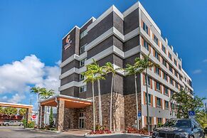 Comfort Suites Fort Lauderdale Airport & Cruise Port