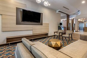 Comfort Suites Fort Lauderdale Airport & Cruise Port