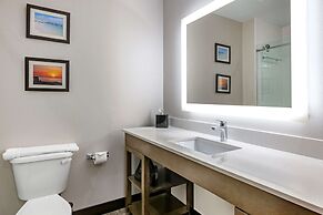 Comfort Suites Fort Lauderdale Airport & Cruise Port