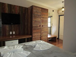 Pousada Mãe D'Água