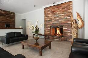 Pousada Mãe D'Água