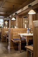 Hotel - Gasthof Höttl