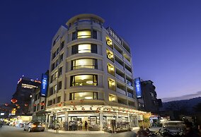 Hu Yue Lakeview Hotel