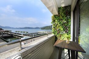 Hu Yue Lakeview Hotel