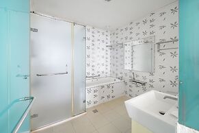 Hu Yue Lakeview Hotel