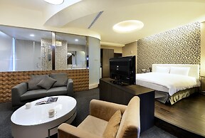 Hu Yue Lakeview Hotel