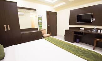 Treebo King'S Court Chandrasekharpur