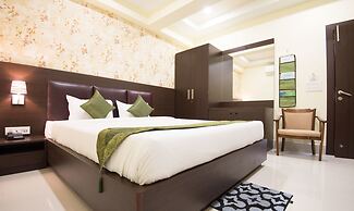 Treebo King'S Court Chandrasekharpur