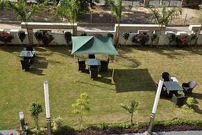 Gazebo Inn And Suites