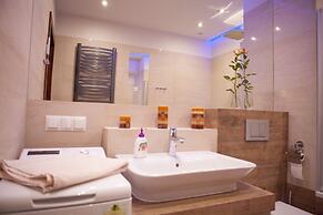 City Lights Apartments