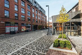 City Lights Apartments