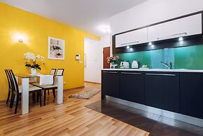 City Lights Apartments