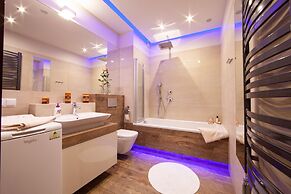 City Lights Apartments