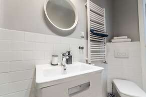 City Lights Apartments