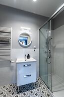 City Lights Apartments