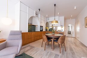 City Lights Apartments