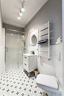 City Lights Apartments