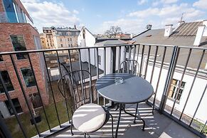 City Lights Apartments
