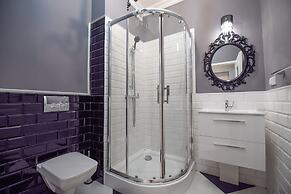 City Lights Apartments