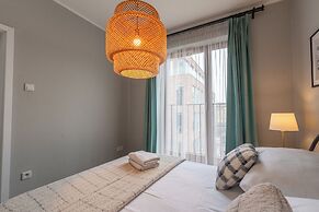 City Lights Apartments