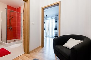 City Lights Apartments