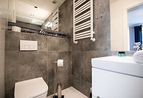 City Lights Apartments