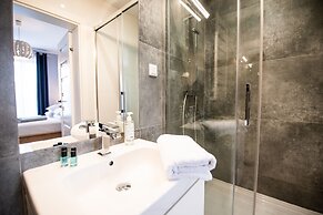 City Lights Apartments