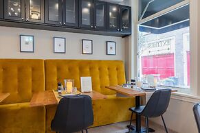 Ex Libris boutique hotel