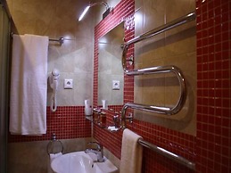 Aerograd Hotel