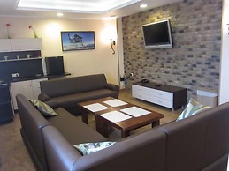 Aerograd Hotel