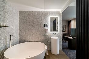 Radisson Hotel & Suites Amsterdam South