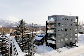 Kira Kira Suites by H2 Life