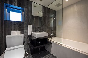 Kira Kira Suites by H2 Life