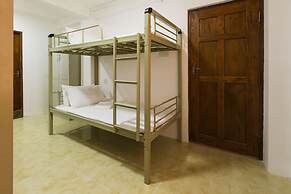 Metro Port City Hotel