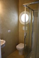 White Lilac romantic B&B adults only