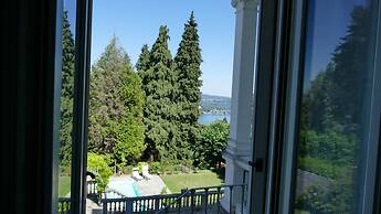 White Lilac romantic B&B adults only