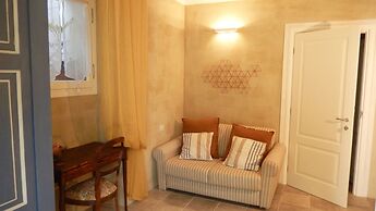 White Lilac romantic B&B adults only